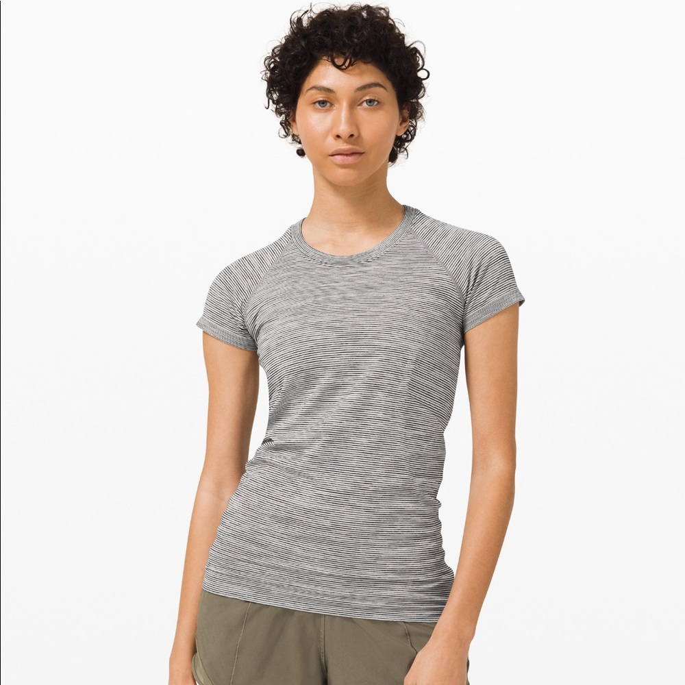 Swiftly Tech Short Sleeve 2.0 | White, Black | 8